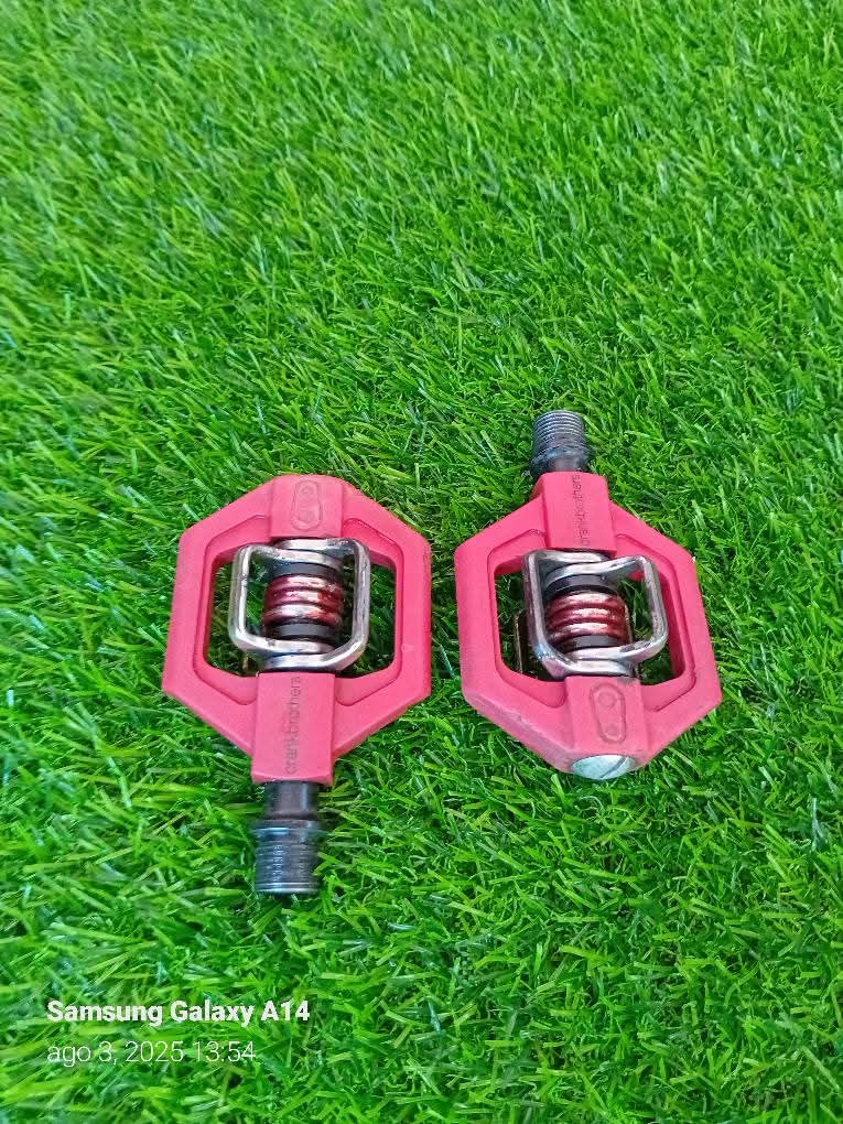 Par de pedales CRANK BROTHERS CANDY 1 Rojo